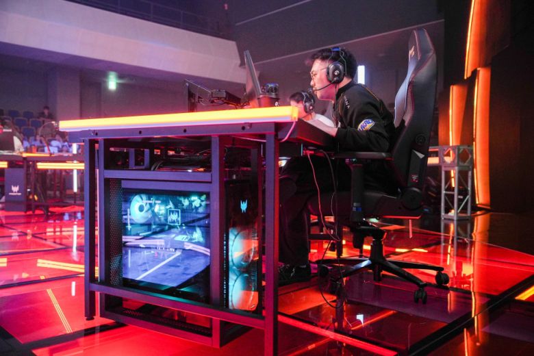 프로게이머들이 치열한 접전을 벌이는데 사용된 에이서 프레데터 게이밍 데스크톱