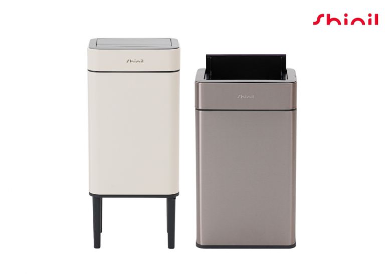 신일 ‘스마트 모션센서 휴지통 아이보리 20L(좌) & 티타늄 30L(우)’. (이미지 출처 : 신일 제공)