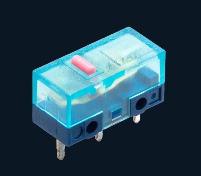 탑재된 스위치는 ‘후아노 마이크로 스위치’다.