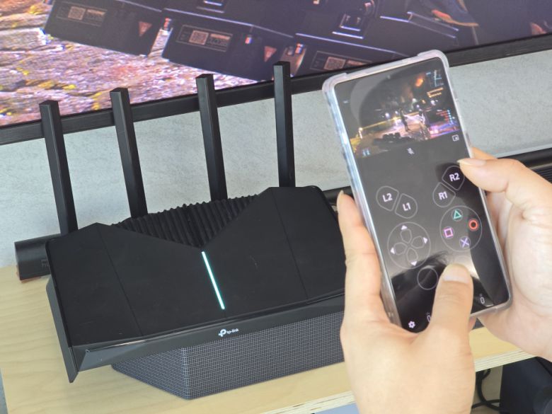 Wi-Fi 7 지원 스마트폰인 갤럭시 S24 울트라로 플레이스테이션 리모트 플레이를 진행해봤다.