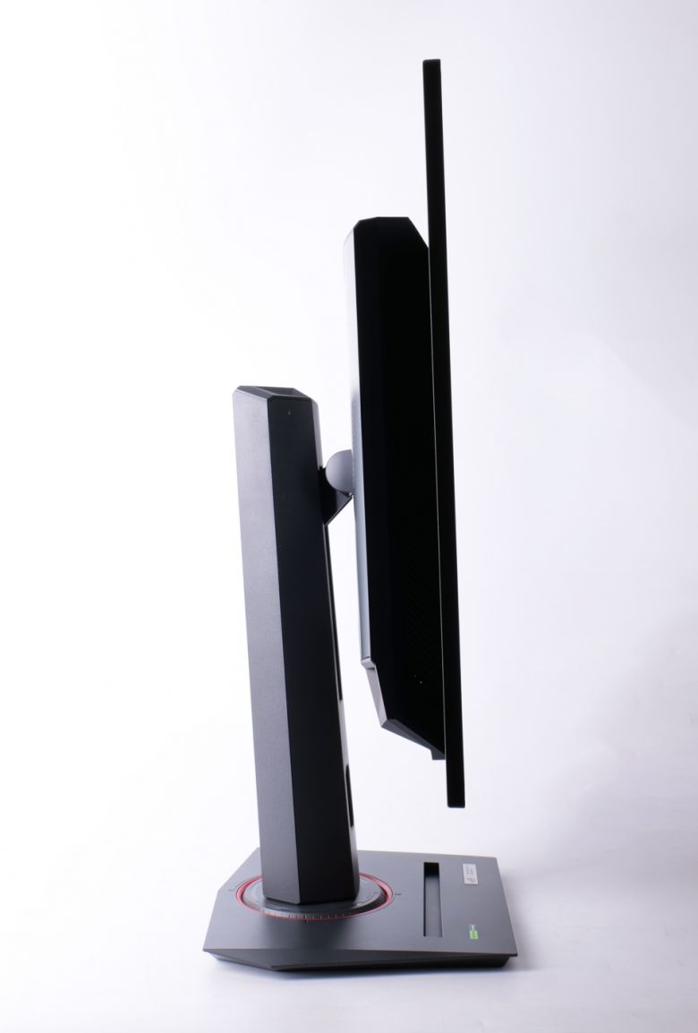 깔끔하고 멋진 디자인을 하고 있다.