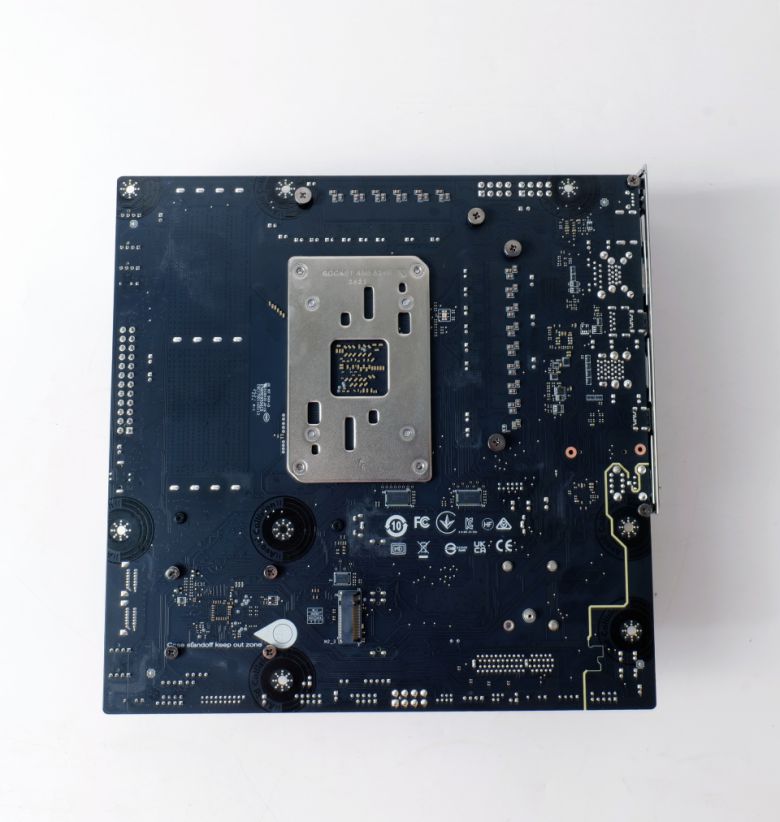 8레이어 PCB 2oz 구리 설계로 안정적인 퍼모먼스를 자랑한다.