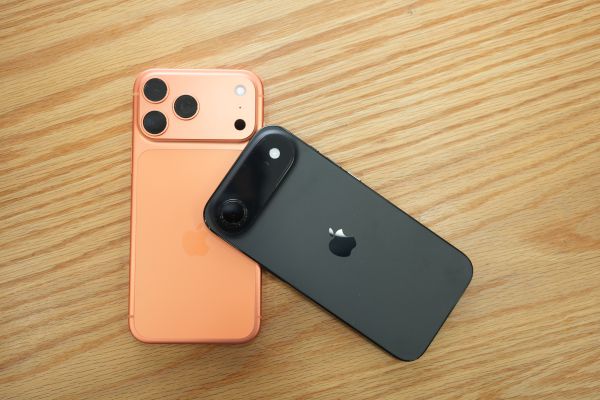 아이폰17 프로와 아이폰 에어. 사진=최호섭