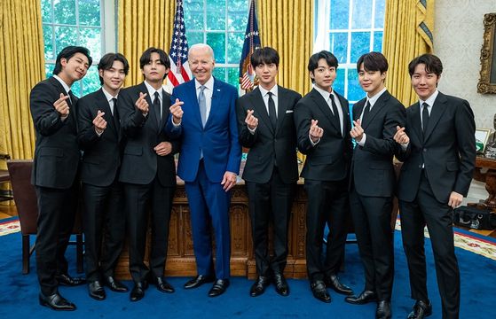 〈사진-BTS 트위터〉