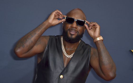 Jeezy arrives at the BET Awards on Sunday, June 25, 2023, at the Microsoft Theater in Los Angeles. (Photo by Jordan Strauss/Invision/AP) 062523129414 〈저작권자(c) 연합뉴스, 무단 전재-재배포 금지〉