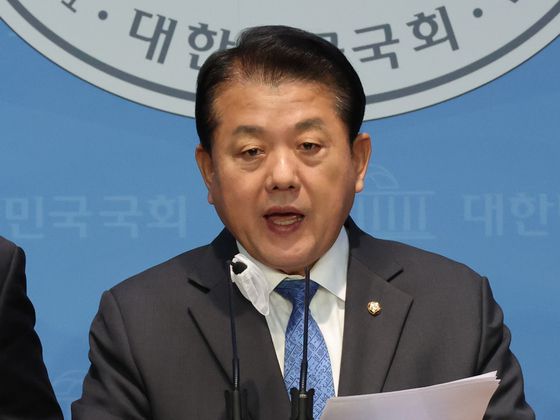 김병주 더불어민주당 최고위원. 〈자료사진=연합뉴스〉