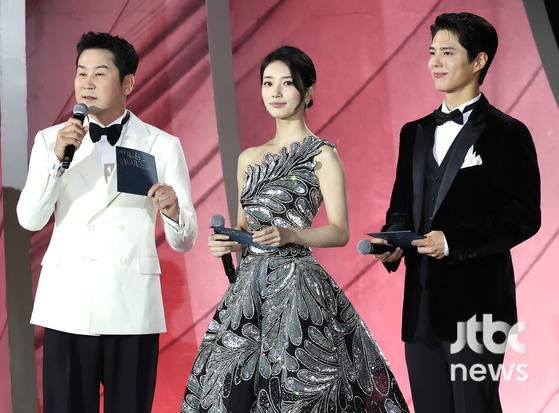 '제61회 백상예술대상 with 구찌'가 5일 오후 서울 강남구 코엑스 D홀에서 개최됐다. 박세완 엔터뉴스팀 기자 park.sewan@jtbc.co.kr