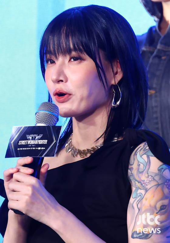 27일 오전 서울 SJ쿤스트할레에서 Mnet '월드 오브 스트릿 우먼 파이터' 제작발표회가 열렸다. 허니제이, 가비, 노제, 리정, 리헤이, 립제이, 모니카, 아이키, 효진초이가 참석해 소감을 말하고 있다. 박세완 엔터뉴스팀 기자 park.sewan@jtbc.co.kr