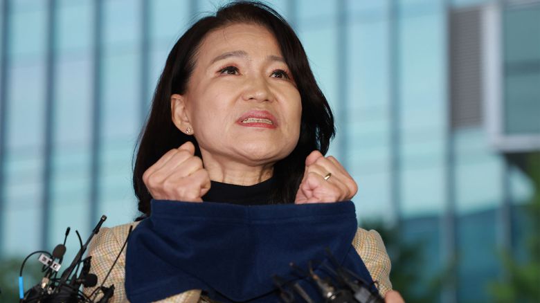 해당 영상은 JTBC 홈페이지에서 확인하실 수 있습니다.