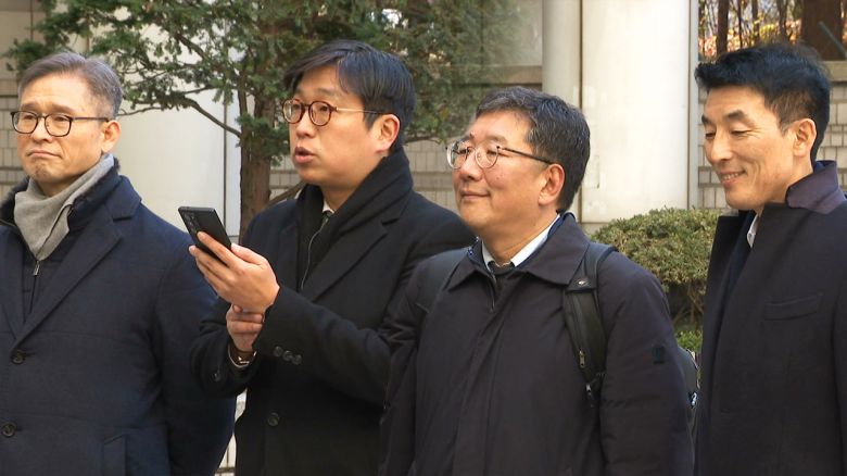 해당 영상은 JTBC 홈페이지에서 확인하실 수 있습니다.