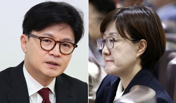 왼쪽부터 한동훈 전 국민의힘 대표, 김현지 대통령실 제1부속실장. 〈사진=연합뉴스〉