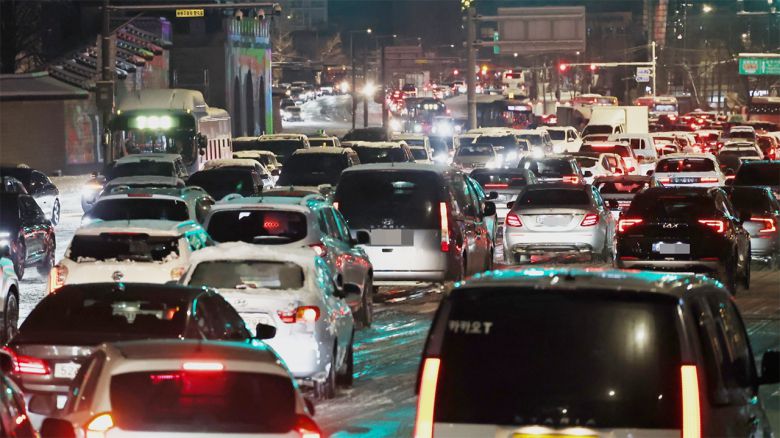 해당 영상은 JTBC 홈페이지에서 확인하실 수 있습니다.