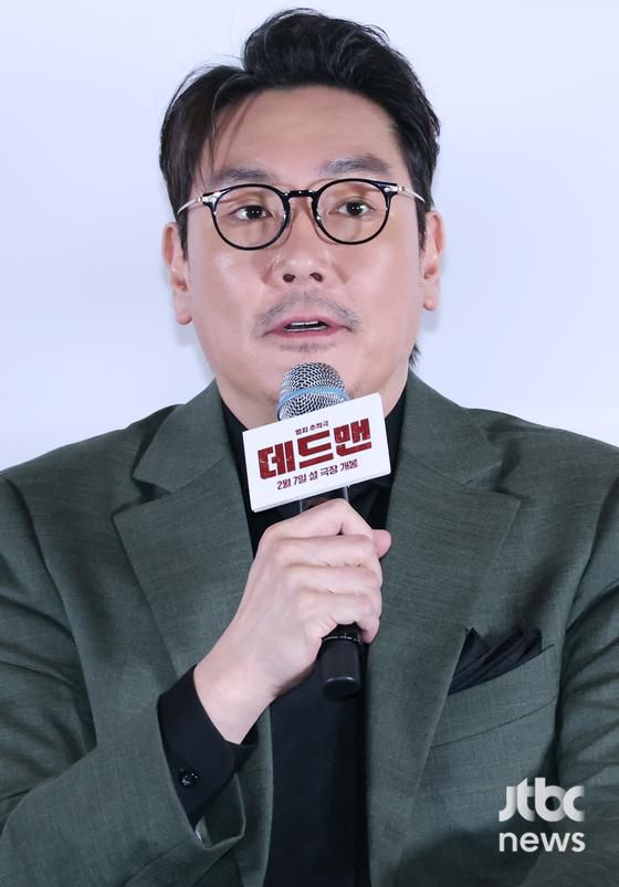 29일 오후 서울 강남구 메가박스 코엑스에서 영화 '데드맨' 언론시사회가 열렸다. 하준원 감독과 조진웅, 김희애, 이수경이 참석했다. 김현우 엔터뉴스팀 기자 kim.hyunwoo3@jtbc.co.kr (콘텐트비즈니스본부)