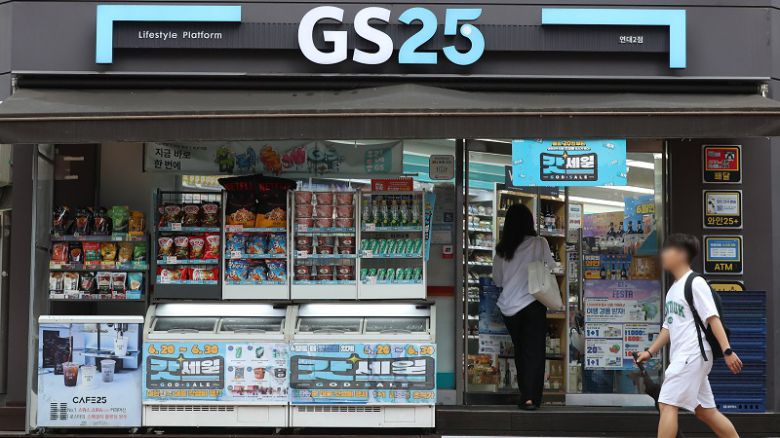 올해 4월 편의점 업계의 월 매출액이 전년 동월 대비 8.9% 증가했다.[사진=뉴시스]