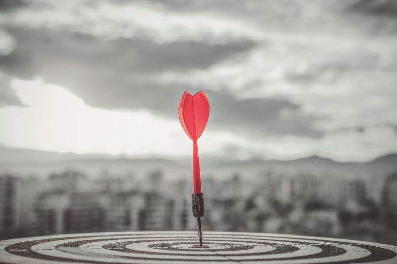 우리 내부가 단결하기 위해서는 공동의 적이 필요한데 서로 생각하는 주적이 다르다.[사진=게티이미지뱅크]