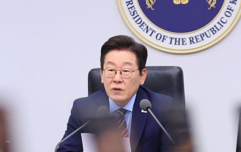 수석보좌관회의에서 발언하고 있는 이재명 대통령. [사진 | 뉴시스]