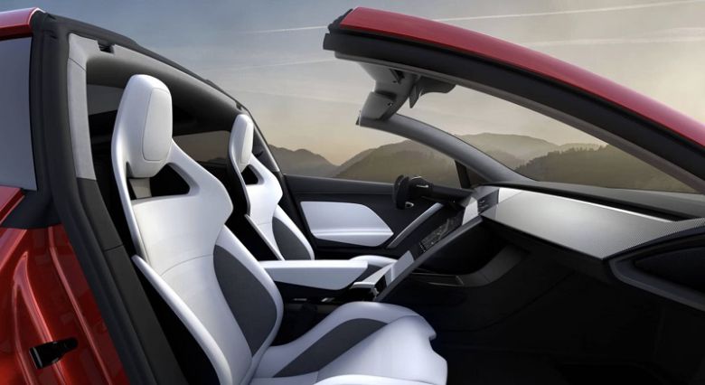 일론 머스크 테슬라 CEO가 연내 로드스터 2세대의 시험비행을 예고했다.[사진 | 뉴시스]