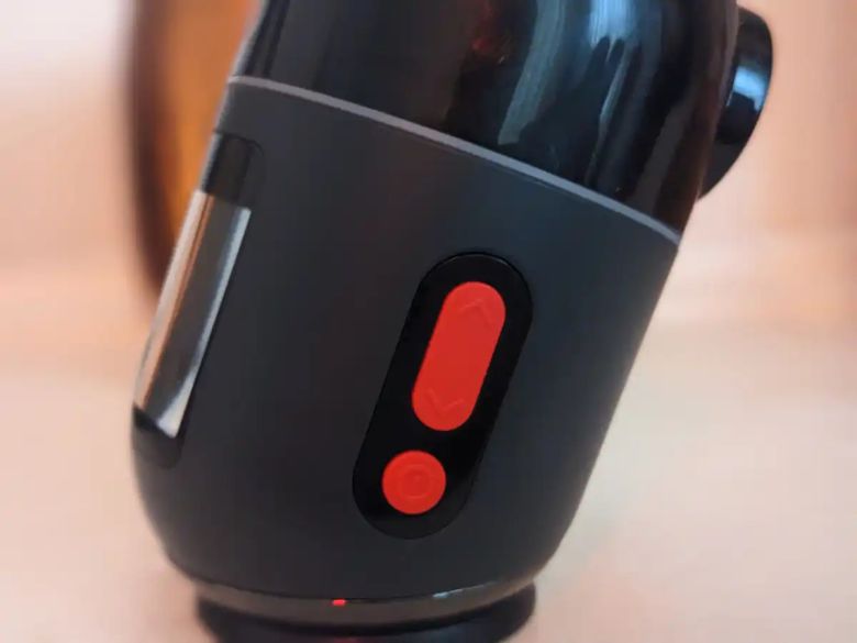 대시 캠을 세워서 카메라가 위로 가게 설치했을 때의 모습