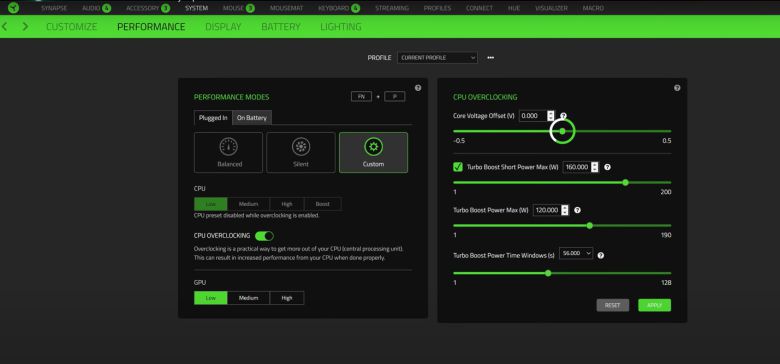CPU 오버클러킹 기능이 있는 레이저 시냅스(Razer Synapse) 노트북 소프트웨어