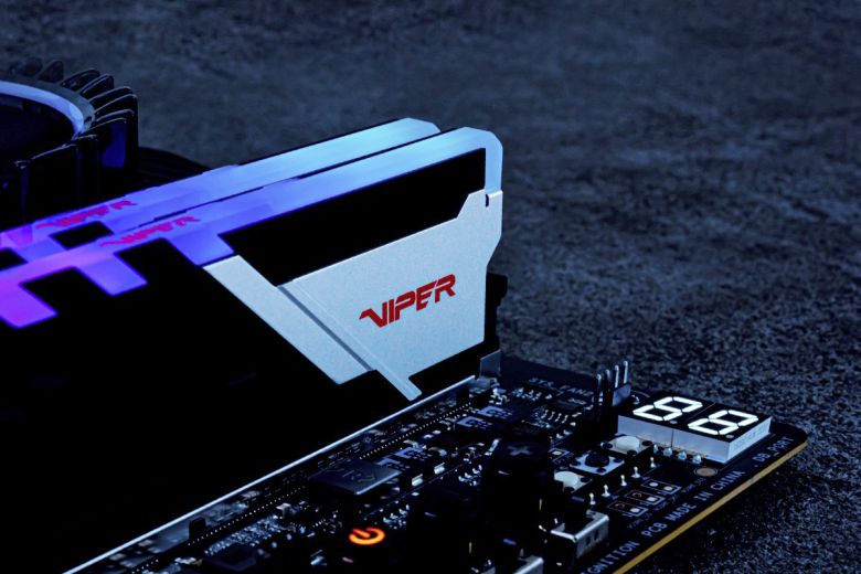 지금까지는 16GB RAM으로도 복잡한 소프트웨어를 원활하게 실행할 수 있었지만, 일부 게임에서는 이 용량이 부족할 수 있다는 점이 드러나고 있다.Viper Gaming