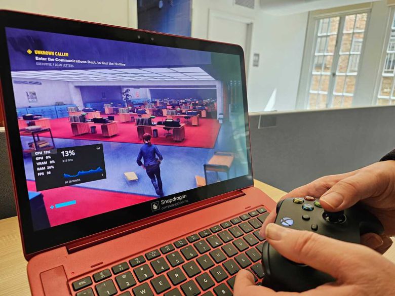 코파일럿+를 대표하는 퀄컴은 스냅드래곤 X 엘리트 플랫폼을 통해 가장 강력한 NPU와 긴 배터리 수명, 간단한 게이밍 성능까지 제공하고 있다.Mark Hachman / IDG