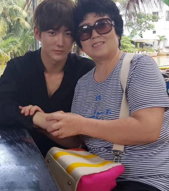 함소원, 남편 진화·시터이모 사진 게재 /사진=SNS