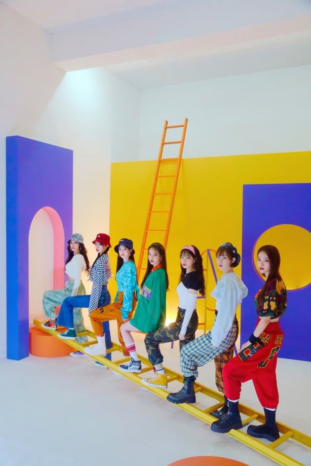 그룹 위클리 / 사진제공=플레이엠