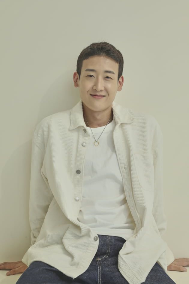 사진=와이하이의 March 12