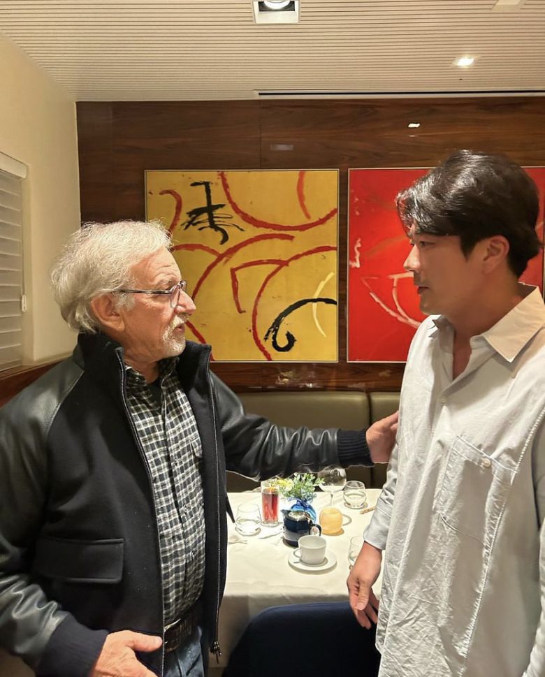 배우 손태영, 스티븐 스필버그 감독, 권상우. /사진=손태영 개인 SNS 캡처본.