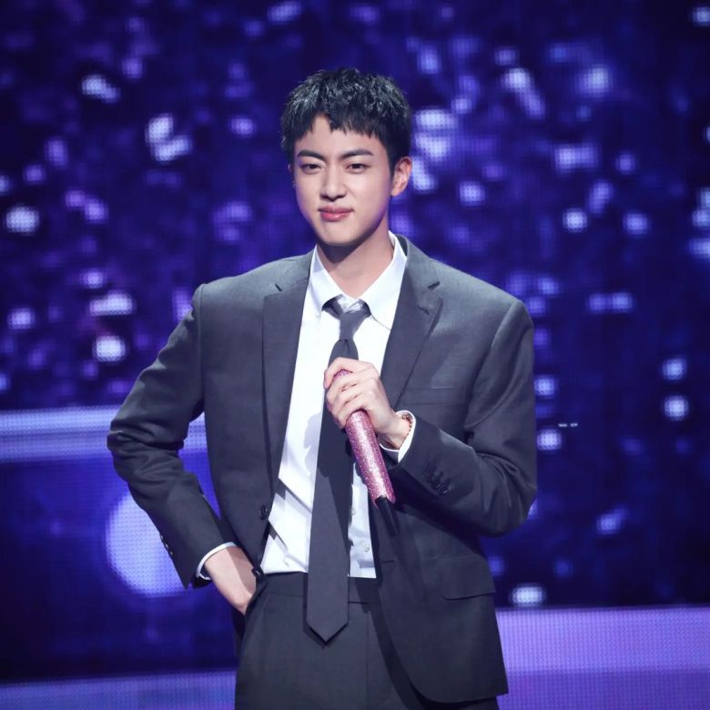 방탄소년단 진/ 사진=진 SNS 갈무리