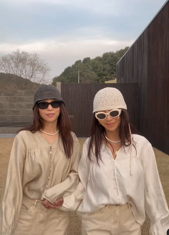 사진=황신혜 SNS