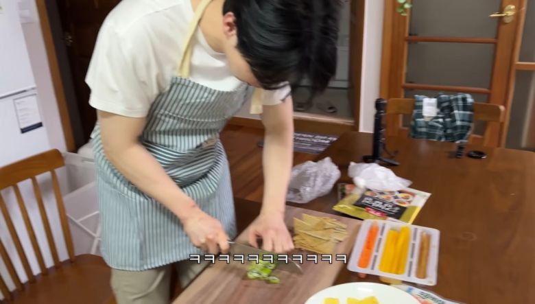 사진=유튜브 채널 '찰스엔터'