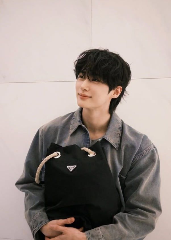 사진 = 변우석 인스타그램