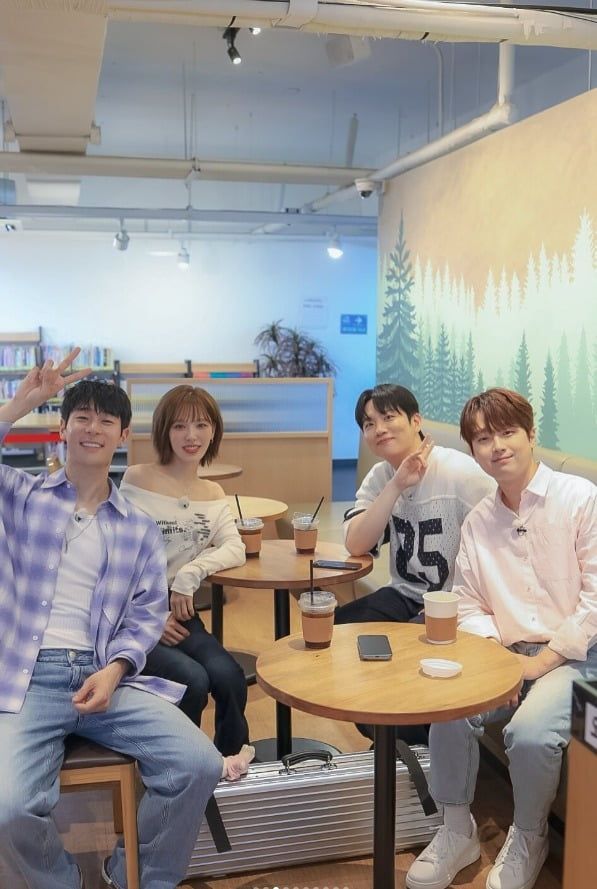 사진 = 이찬원 인스타그램