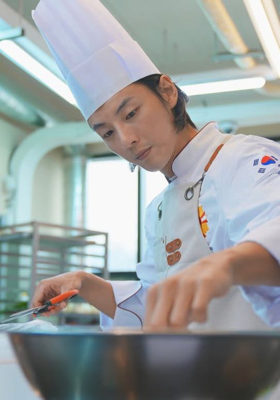 사진=윤시윤 SNS