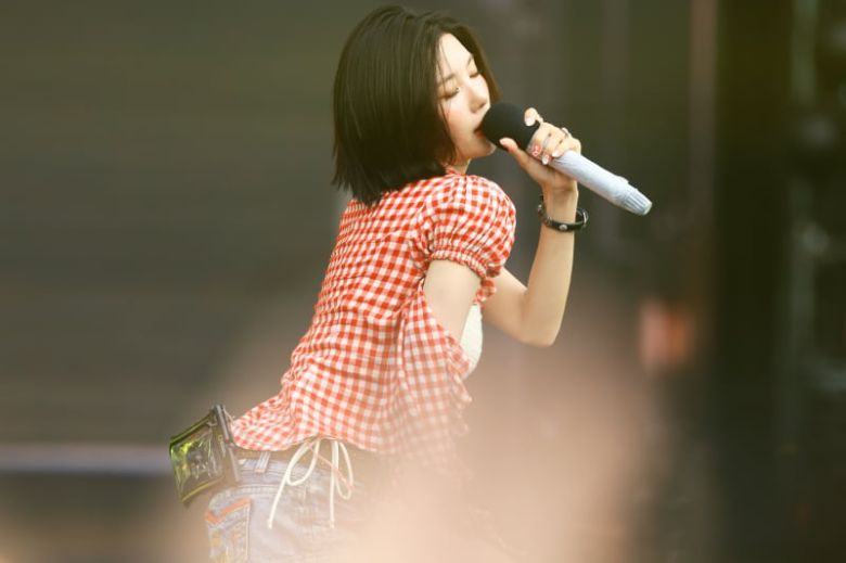 권은비/ 사진 제공 = 더블앤(W&)