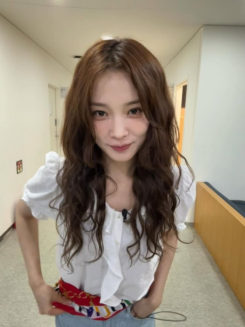 사진 =  윤소희 인스타그램