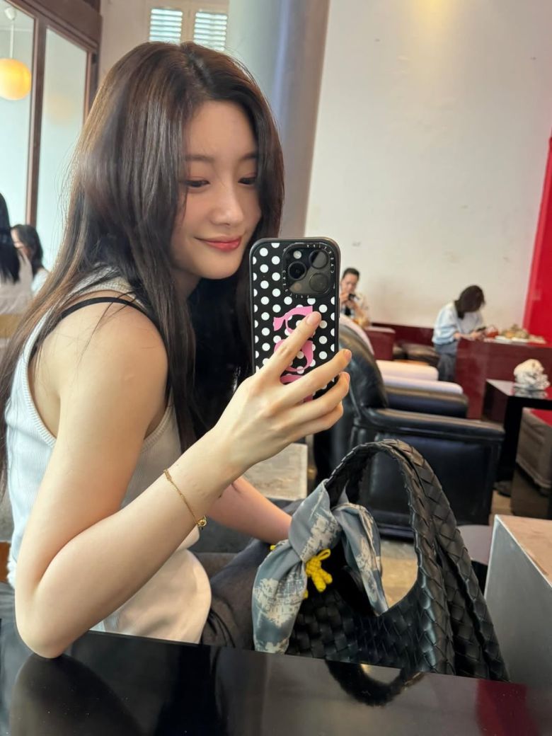 사진 = 정채연 인스타그램