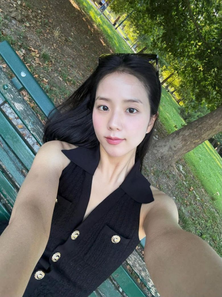 사진 = 지수 인스타그램