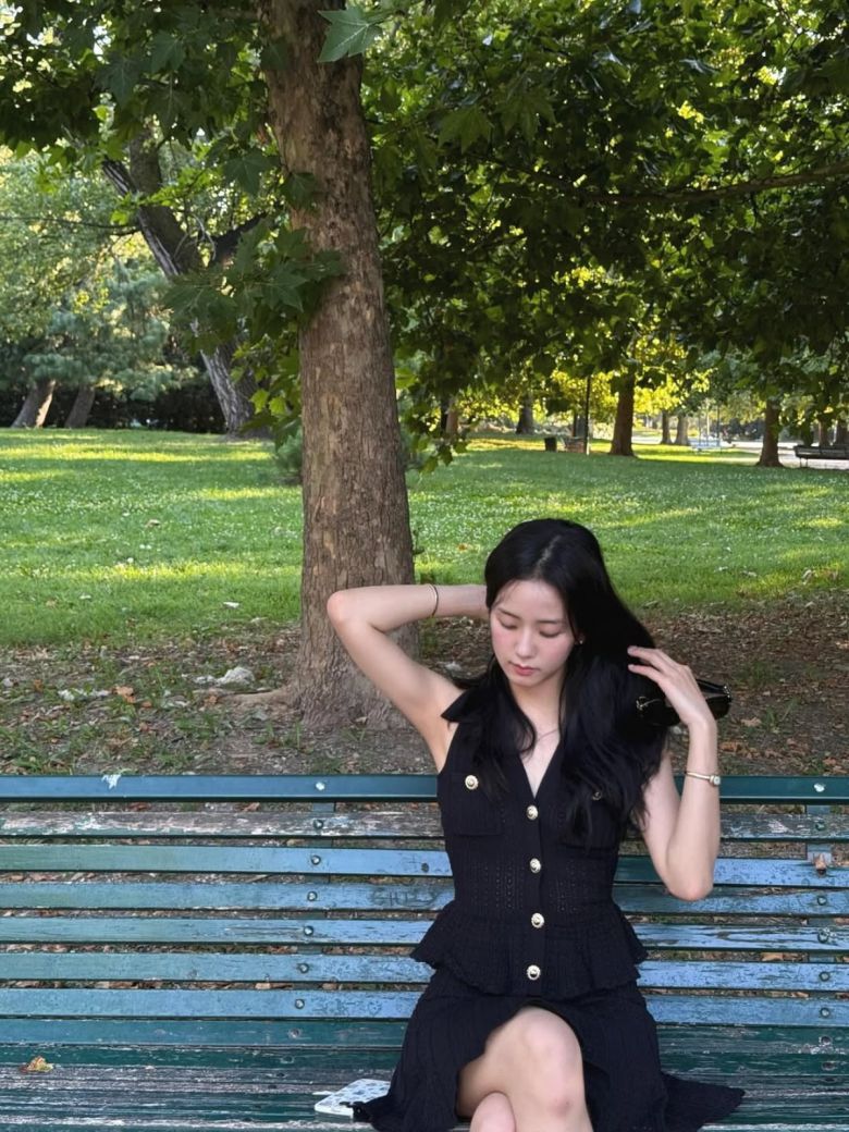 사진 = 지수 인스타그램