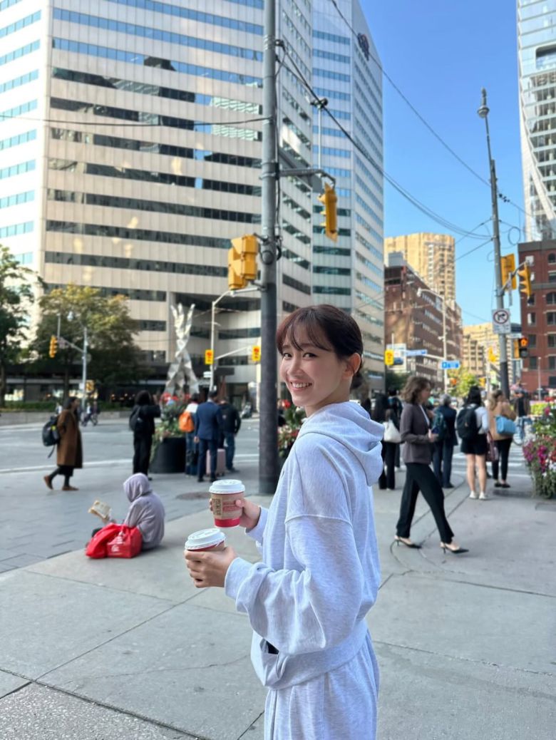 사진 = 신현빈 인스타그램