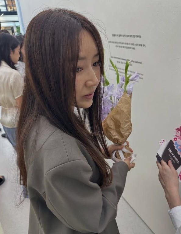 사진=윤현숙 SNS