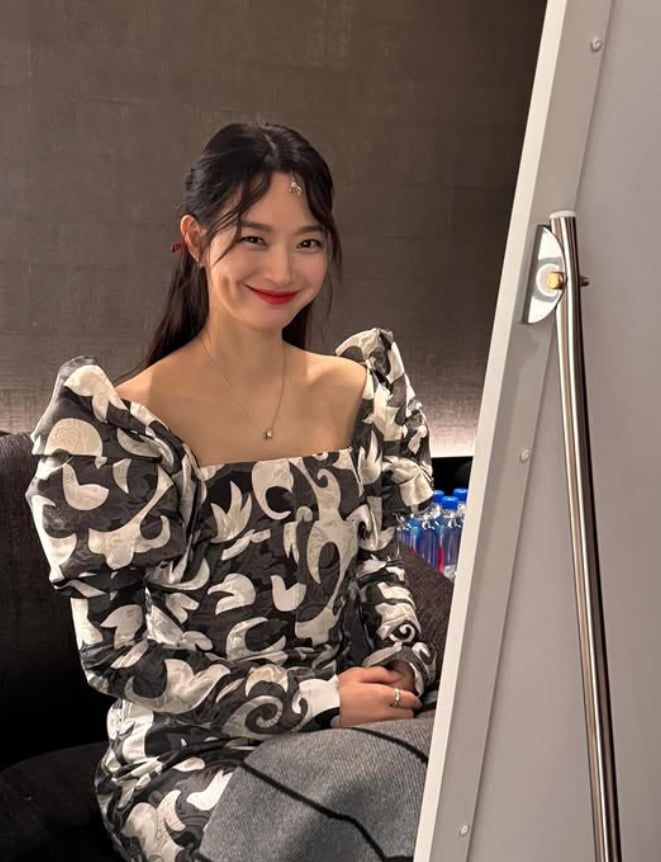 사진=신민아 SNS