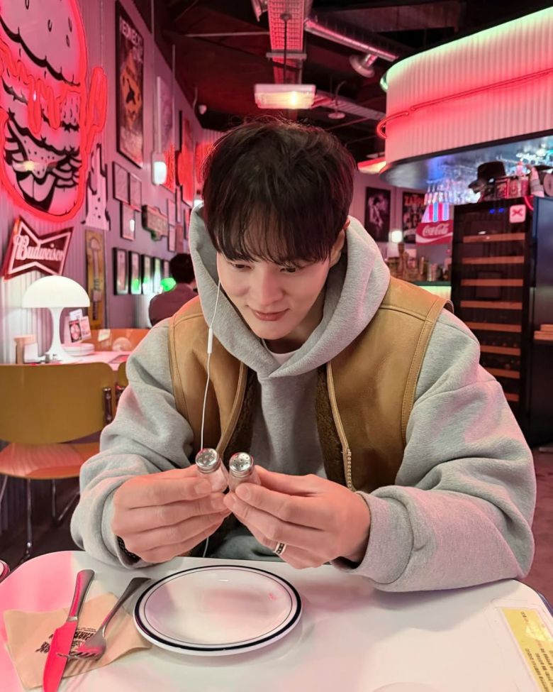 사진 = 주원 인스타그램