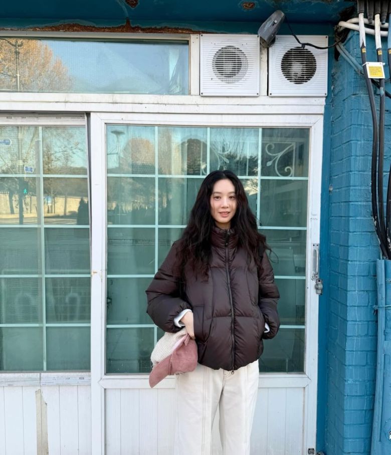 사진 = 정려원 인스타그램