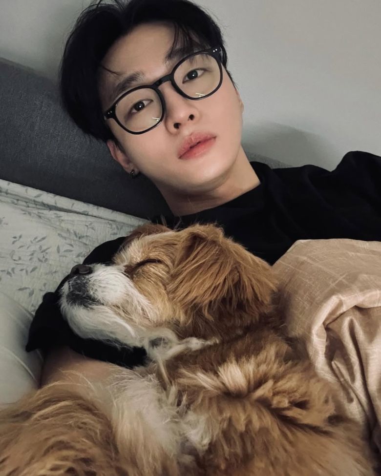 사진=윤지성 SNS