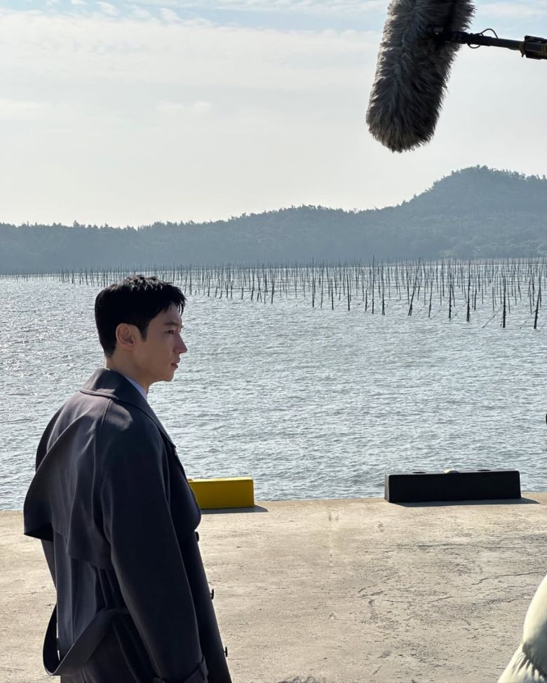 사진 = 이제훈 인스타그램