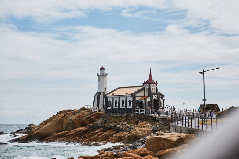 갈맷길을 걷다보면 죽성 성당을 볼 수 있다.
