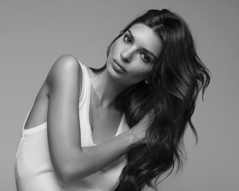 에밀리 라타이코프스키.