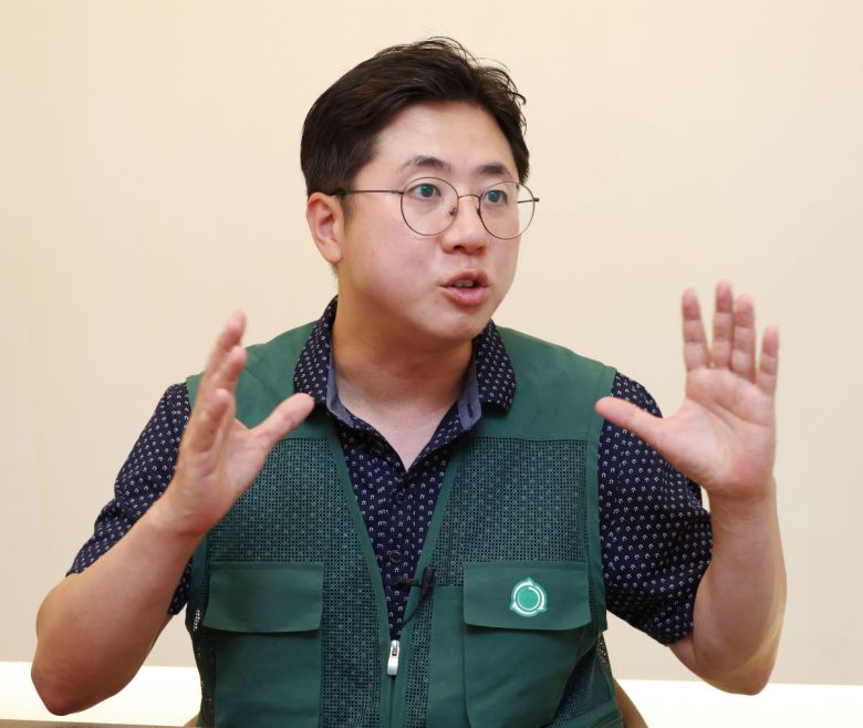 이동학 전 더불어민주당 최고위원이 12일 서울 여의도에 위치한 한 카페에서 이투데이와 인터뷰를 하고 있다. 고이란 기자 photoeran@